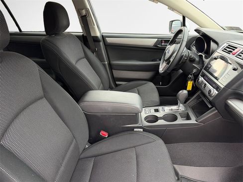 Used 2016 Subaru Outback 2.5i Premium image 27