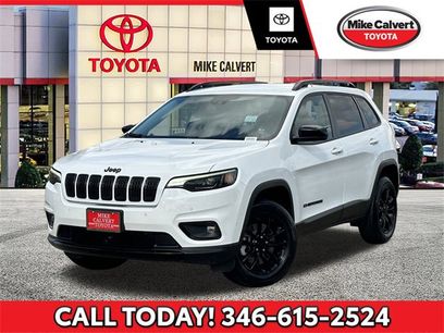 Used 2023 Jeep Cherokee Altitude Lux