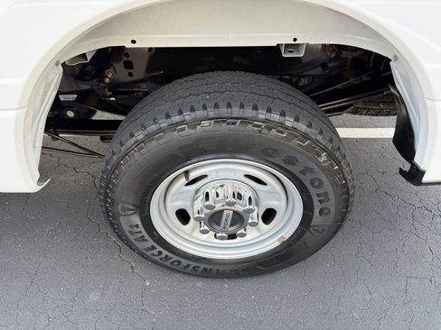 Used 2019 Ford F350 XL w/ Power Equipment Group RWD image 12