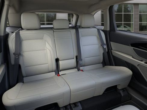 New 2026 Lincoln Nautilus Premier w/ Equipment Group 102A image 11