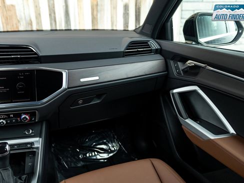 Used 2024 Audi Q3 2.0T Premium Plus w/ Premium Plus Package image 20