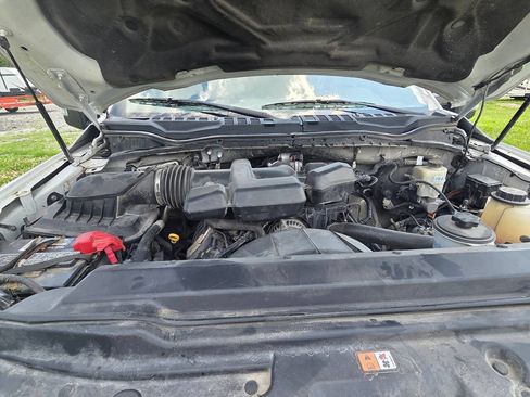 Used 2017 Ford F250 XL w/ Power Equipment Group AWD/4WD image 7