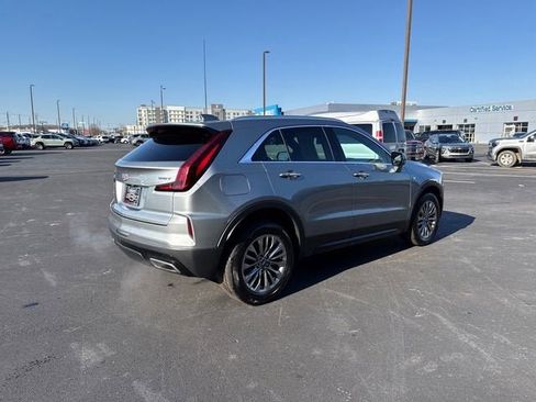 Used 2025 Cadillac XT4 Premium Luxury AWD/4WD image 3
