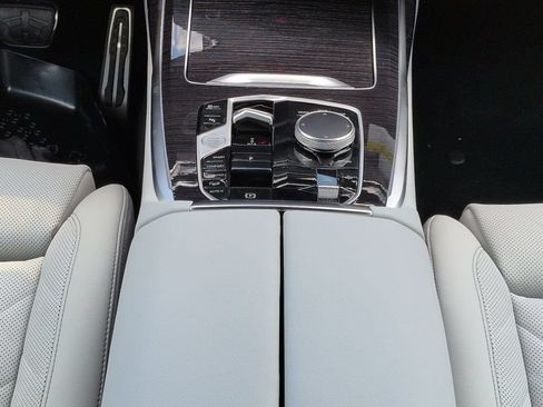 New 2027 BMW X7 xDrive40i w/ M Sport Package AWD/4WD image 19