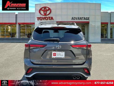 Used 2023 Toyota Highlander XSE AWD/4WD image 8