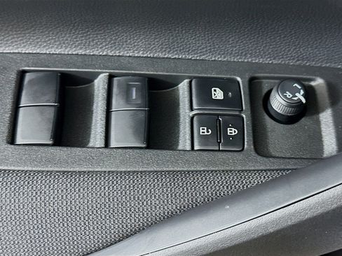 Used 2026 Toyota Corolla LE FWD image 15
