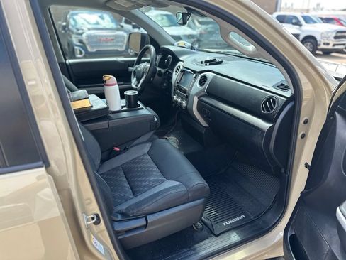 Used 2020 Toyota Tundra SR5 RWD image 5