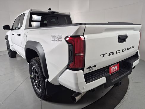 New 2026 Toyota Tacoma TRD Off-Road AWD/4WD image 3