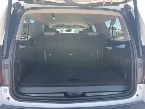 Used 2018 Chevrolet Suburban LT AWD/4WD image 42