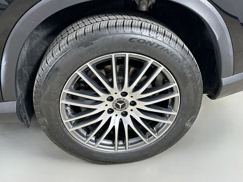 Certified 2024 Mercedes-Benz GLC 300 4MATIC image 38