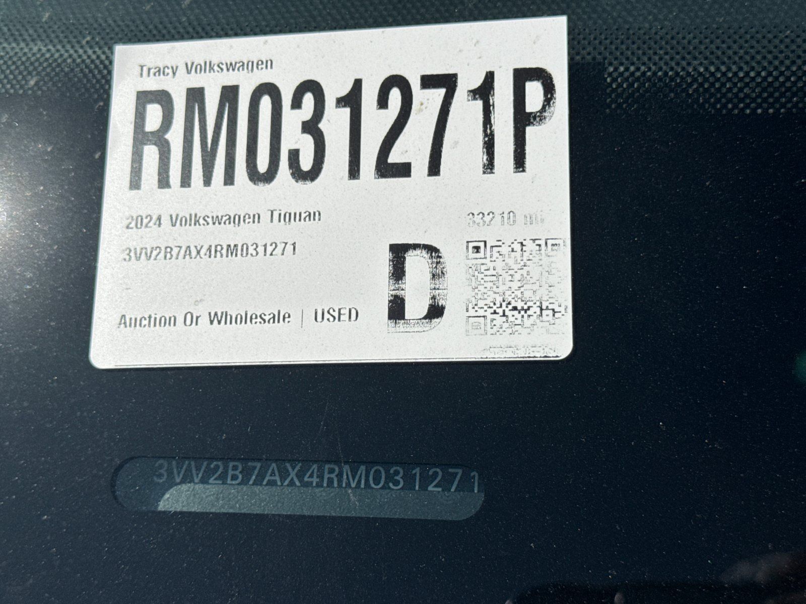 Used 2024 Volkswagen Tiguan SE AWD/4WD image 3