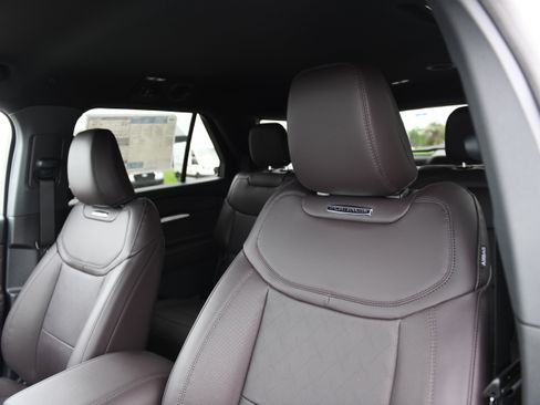 New 2026 Ford Explorer Platinum RWD image 12