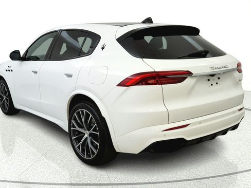 Used 2023 Maserati Grecale Modena AWD/4WD image 5