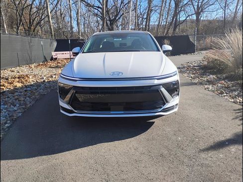 New 2026 Hyundai Sonata SEL image 1