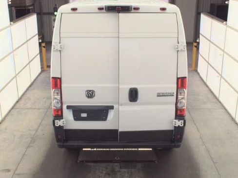 Used 2024 RAM ProMaster 2500 w/ Convenience Group FWD image 6