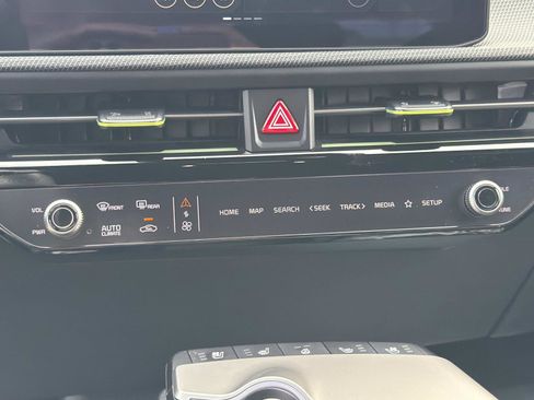 Used 2025 Kia EV6 GT image 14