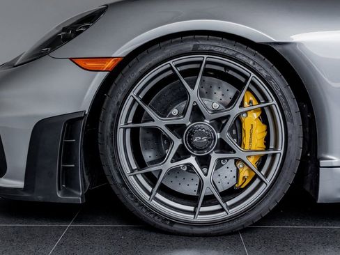 Certified 2024 Porsche 718 Boxster Spyder RS RWD image 10