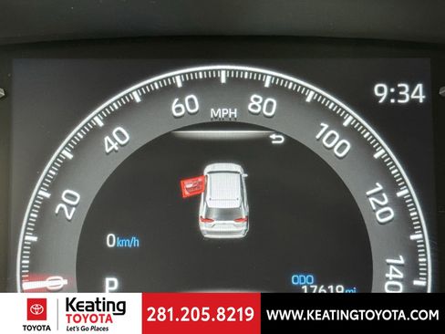 Certified 2025 Toyota RAV4 LE image 26