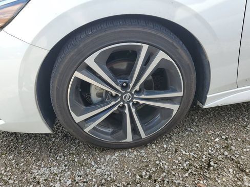 Certified 2023 Nissan Sentra SR w/ SR Premium Package FWD image 7