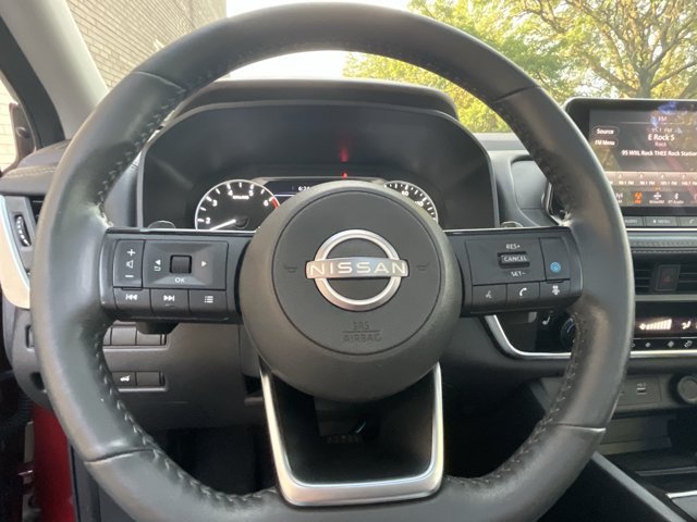 Used 2023 Nissan Rogue SV w/ SV Premium B Package AWD/4WD image 18
