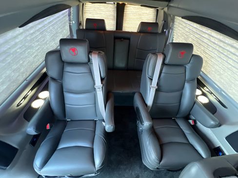 Used 2023 Chevrolet Express 2500 Extended image 47