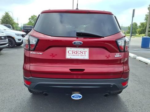 Used 2017 Ford Escape SE w/ SE Sport Appearance Package AWD/4WD image 5