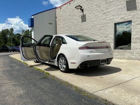 Used 2014 Lincoln MKZ AWD w/ Equipment Group 101A Select image 15