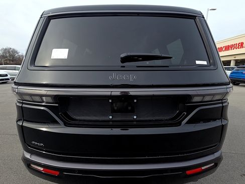 New 2026 Jeep Grand Wagoneer Limited image 5