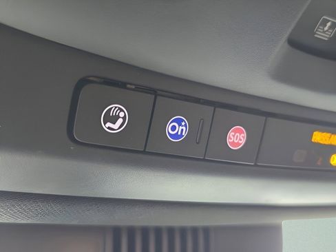 Used 2023 GMC Yukon Denali Ultimate image 23