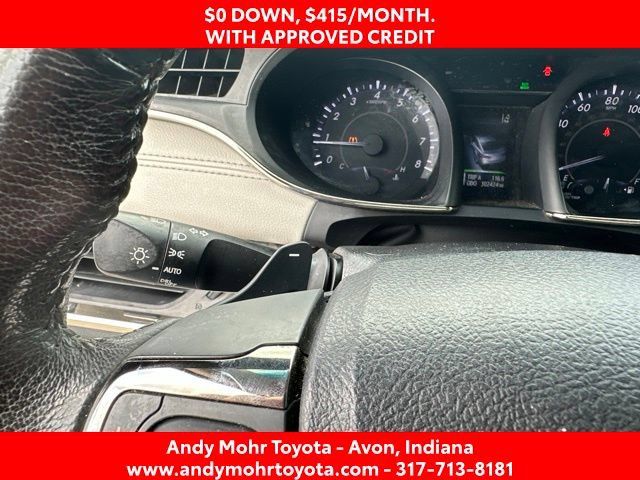 Used 2018 Toyota Avalon XLE Premium FWD image 16