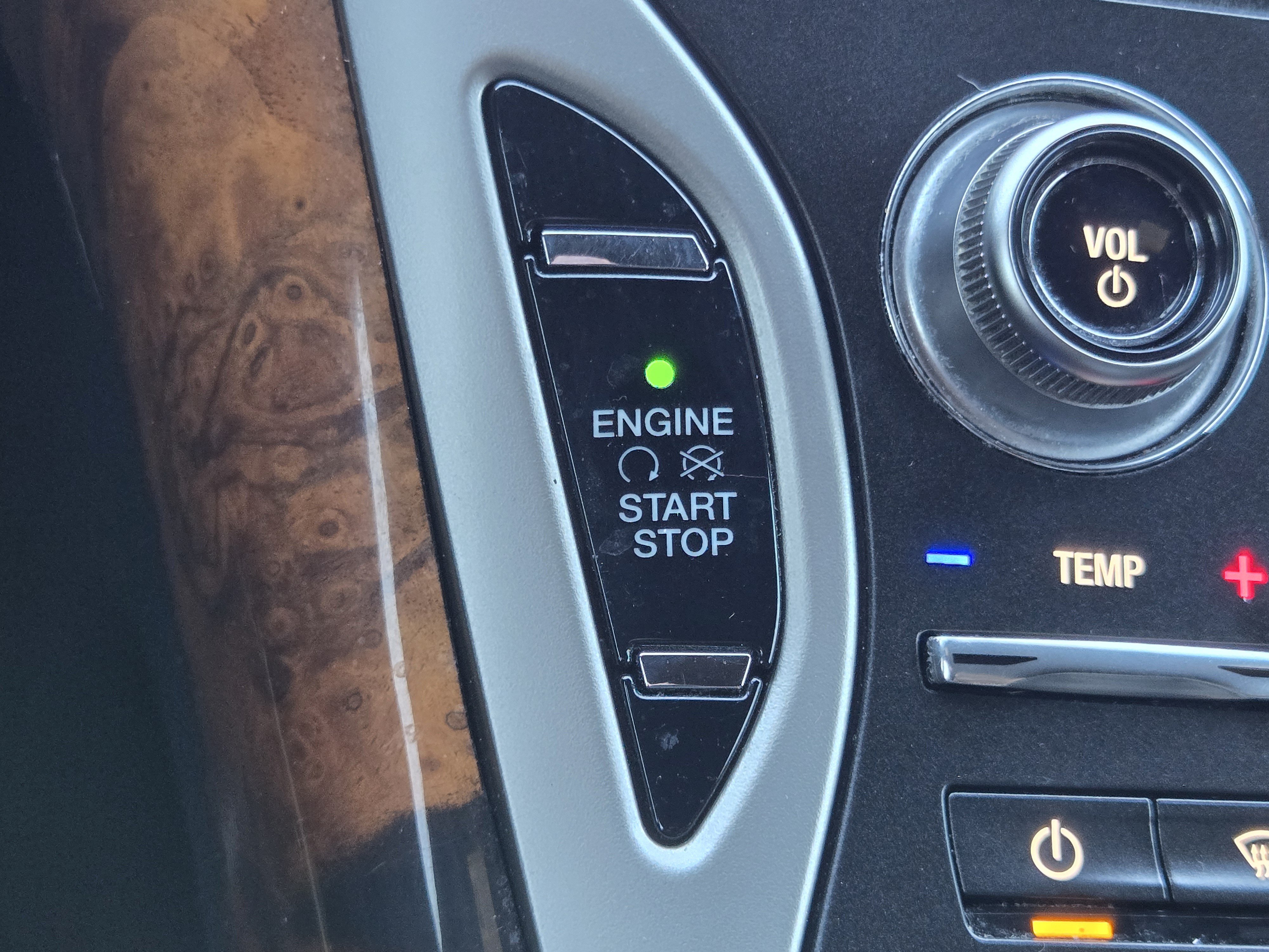Used 2018 Lincoln MKX Select w/ Select Plus Package FWD image 21