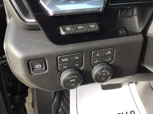 New 2026 Chevrolet Silverado 1500 LTZ w/ LTZ Premium Package image 11