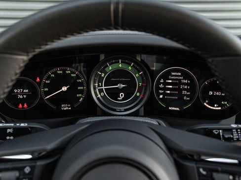 Certified 2023 Porsche 911 Sport Classic RWD image 22