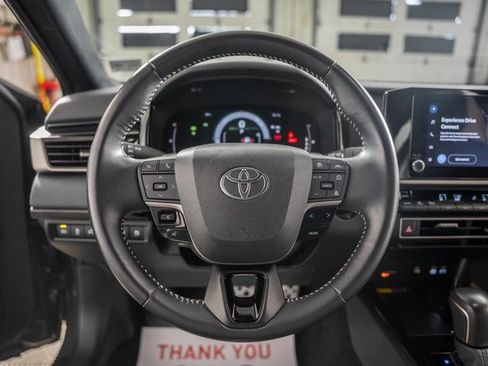 Certified 2025 Toyota Camry SE image 29