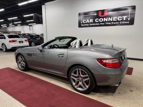 Used 2013 Mercedes-Benz SLK 250 image 19