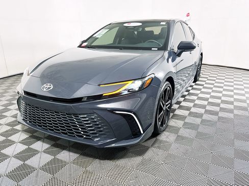 Certified 2025 Toyota Camry XSE FWD image 7