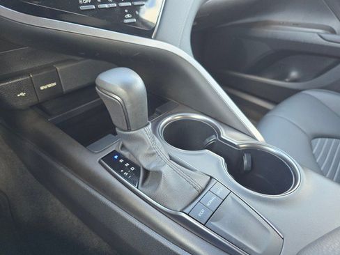 Used 2023 Toyota Camry SE image 33