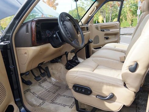 Used 1997 Dodge Ram 3500 Truck 4x4 Club Cab image 65