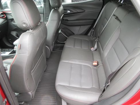 Certified 2024 Chevrolet TrailBlazer RS w/ Convenience Package FWD image 13