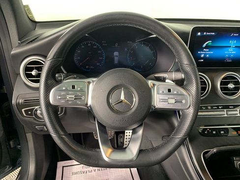 Used 2020 Mercedes-Benz GLC 300 image 22