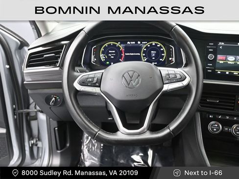 Used 2023 Volkswagen Jetta SEL image 13
