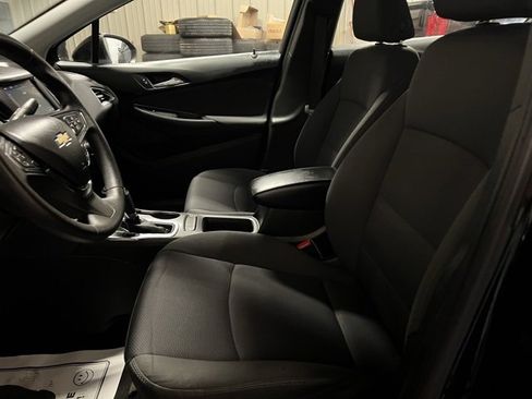 Used 2019 Chevrolet Cruze LT w/ LT Fleet Convenience Package image 14