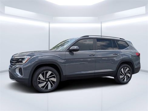 New 2026 Volkswagen Atlas SEL image 7