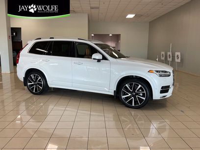 Used 2019 Volvo XC90 T6 Momentum w/ Advanced Package
