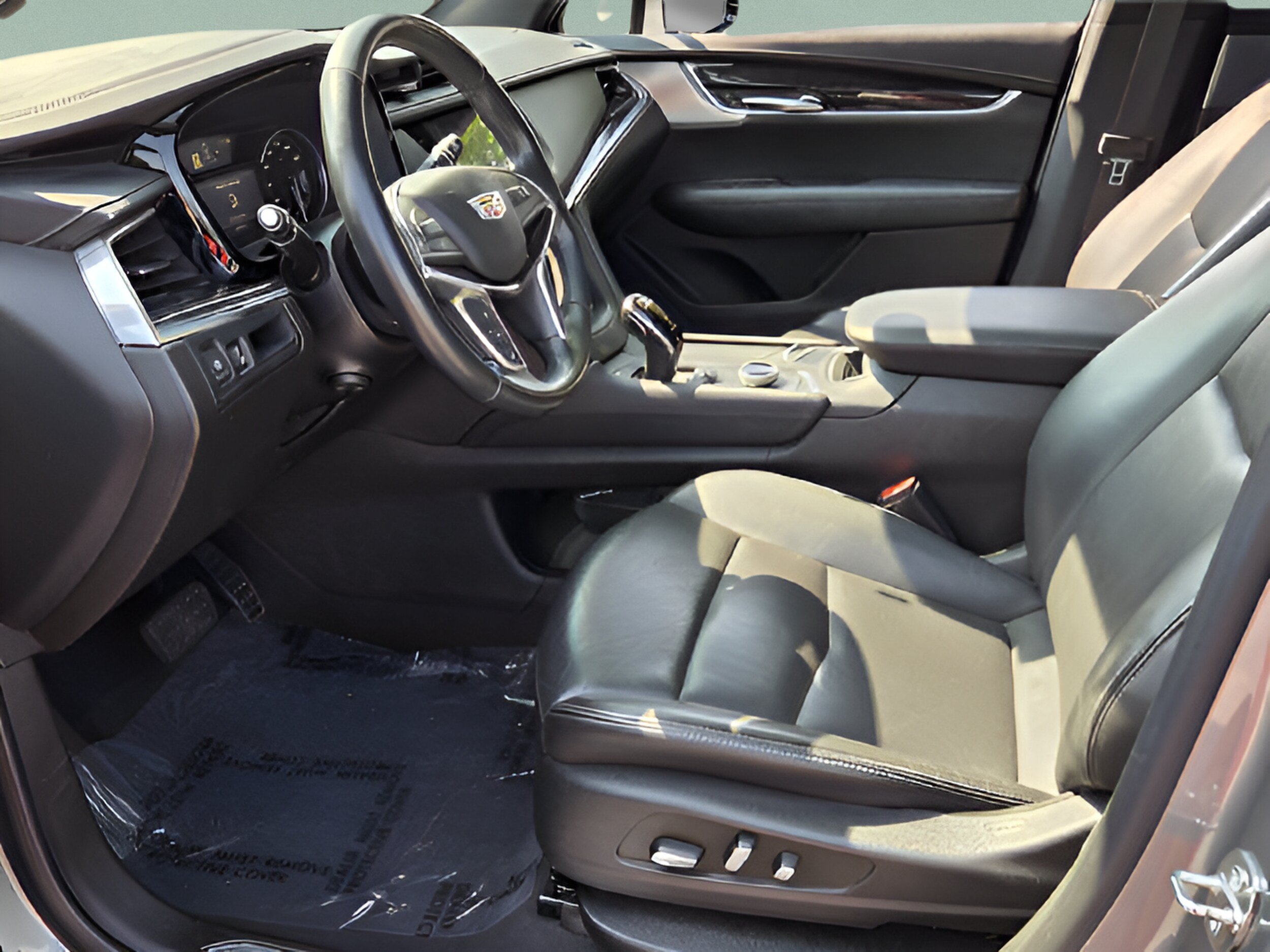 Used 2023 Cadillac XT5 Premium Luxury FWD image 11