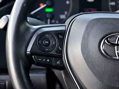 Used 2023 Toyota Corolla SE FWD image 18