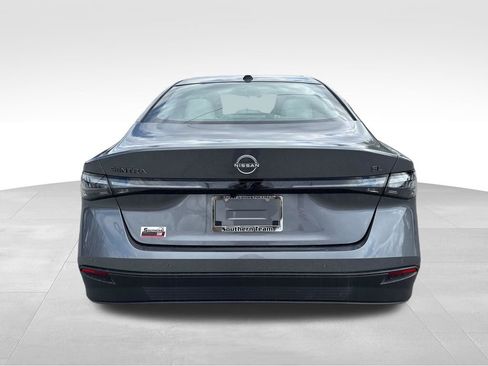 New 2026 Nissan Sentra SL w/ Floor Mat Package image 5