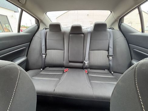 Used 2025 Nissan Altima 2.5 SV FWD image 39