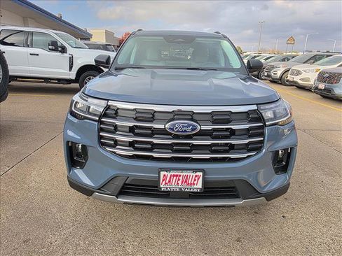 New 2026 Ford Explorer Active image 2