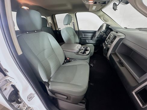 Used 2018 RAM 1500 Express image 28